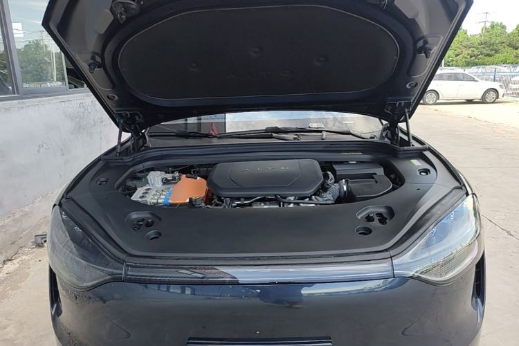 Used Hima AITO M9 2025 Extended-Range Ultra Version 52 kWh 6-Seater Engine Bay