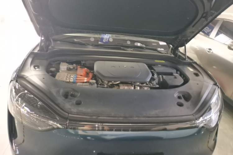 Used Hima AITO M9 2025 Extended-Range Ultra Version 52 kWh 6-Seater Engine Bay