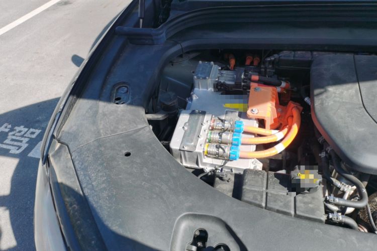 Used Hima AITO M9 2025 Extended-Range Ultra Version 52 kWh 6-Seater Engine Bay Right