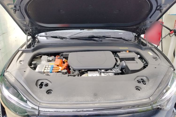 Used Hima AITO M9 2025 Extended-Range Ultra Version 52 kWh 6-Seater Engine Bay