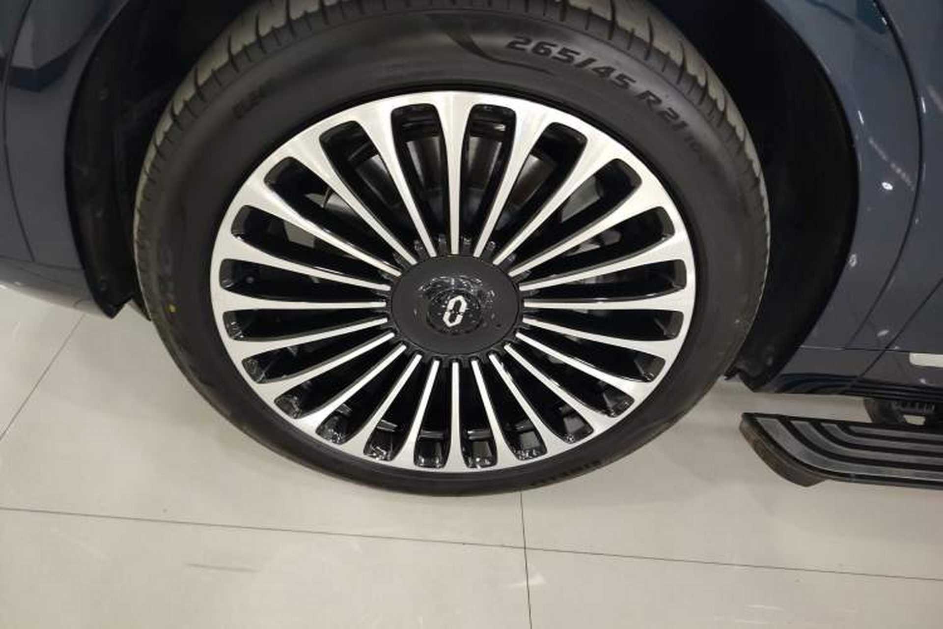 Used Hima AITO M9 2025 Extended-Range Ultra Version 52 kWh 6-Seater Exterior 4