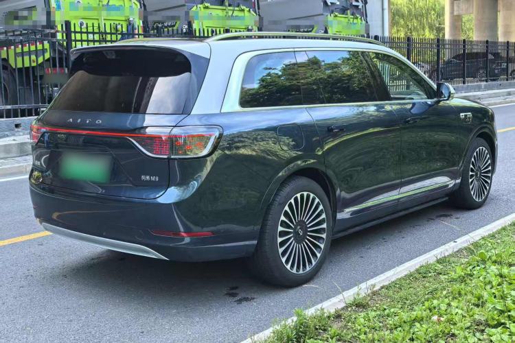 Used Hima AITO M9 2025 Extended-Range Ultra Version 52 kWh 6-Seater Exterior 5