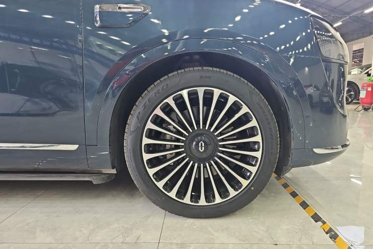 Used Hima AITO M9 2025 Extended-Range Ultra Version 52 kWh 6-Seater Exterior 6