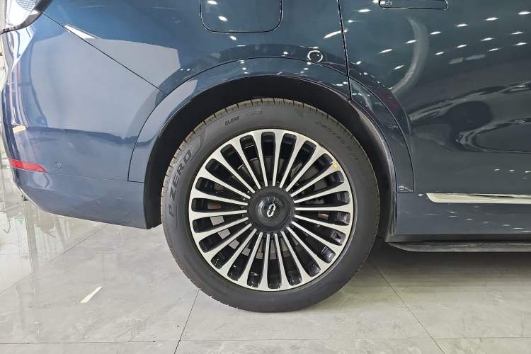 Used Hima AITO M9 2025 Extended-Range Ultra Version 52 kWh 6-Seater Exterior 7