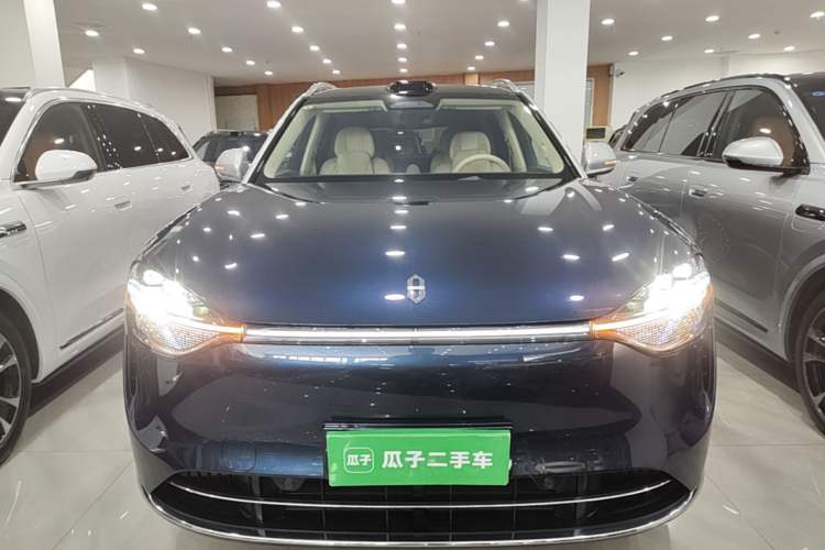 Used Hima AITO M9 2025 Extended-Range Ultra Version 52 kWh 6-Seater Front