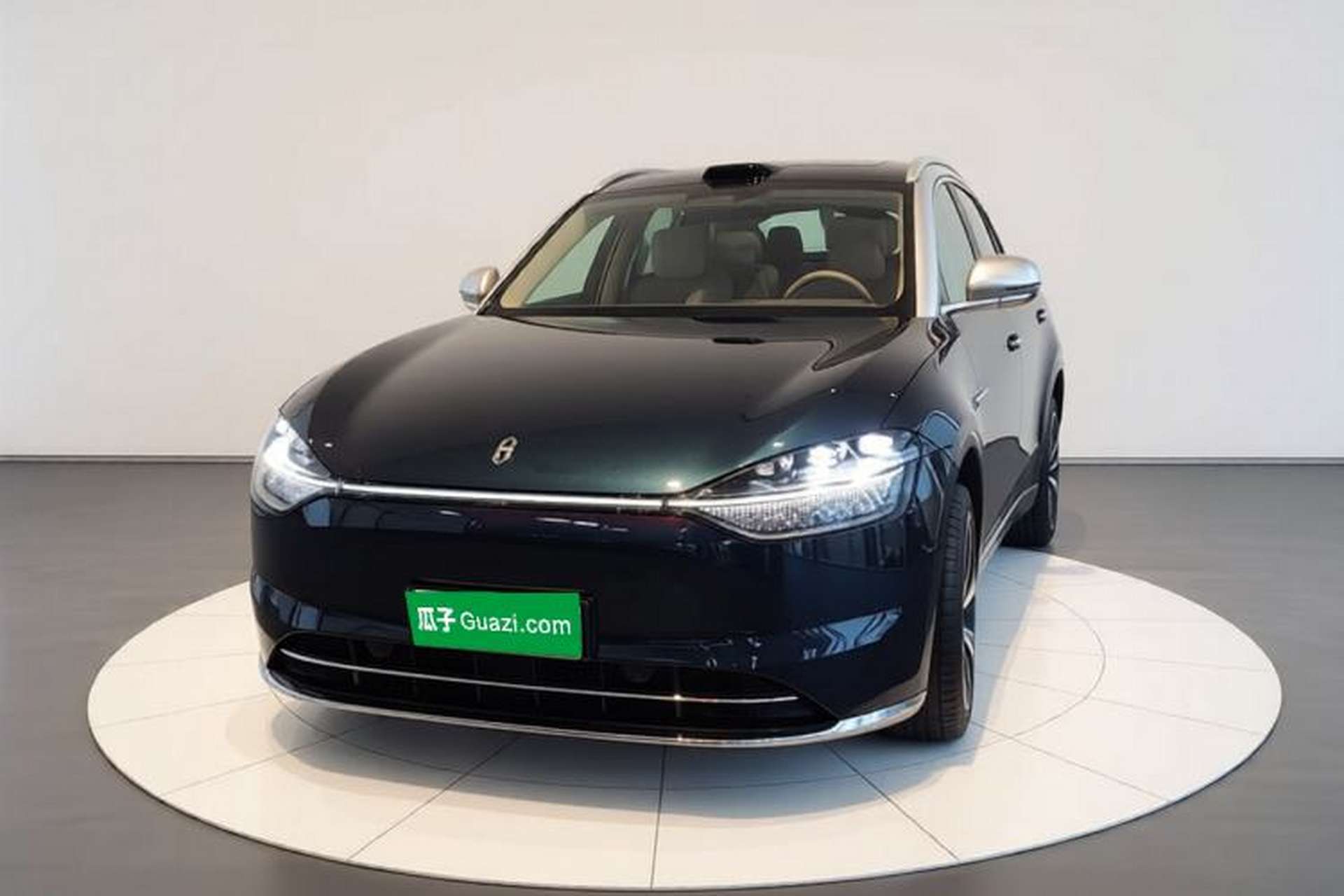 Used Hima AITO M9 2025 Extended-Range Ultra Version 52 kWh 6-Seater Front