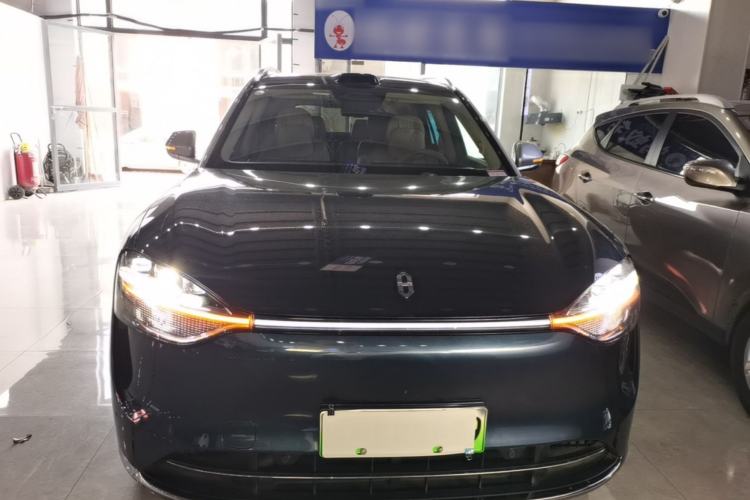 Used Hima AITO M9 2025 Extended-Range Ultra Version 52 kWh 6-Seater Front