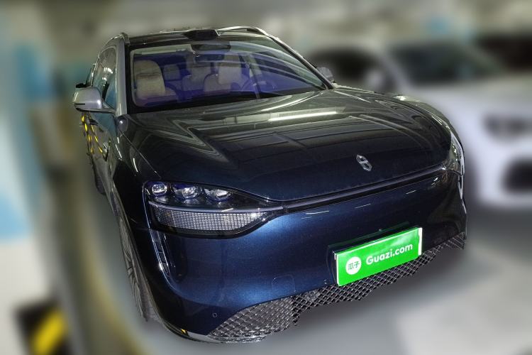 Used Hima AITO M9 2025 All-Electric Max Version 100 kWh 6-Seater Front Right 45 Deg