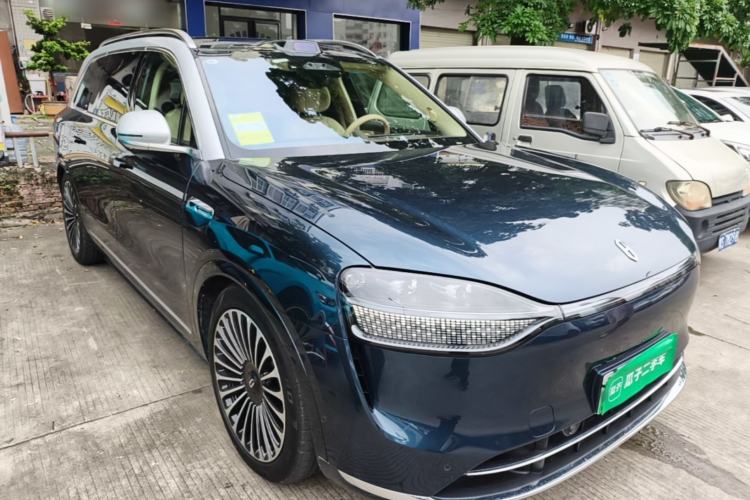 Used Hima AITO M9 2025 Extended-Range Ultra Version 52 kWh 6-Seater Front Right 45 Deg