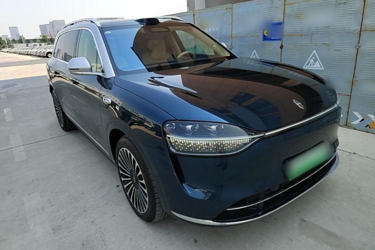 Used Hima AITO M9 2025 Extended-Range Ultra Version 52 kWh 6-Seater Front Right 45 Deg