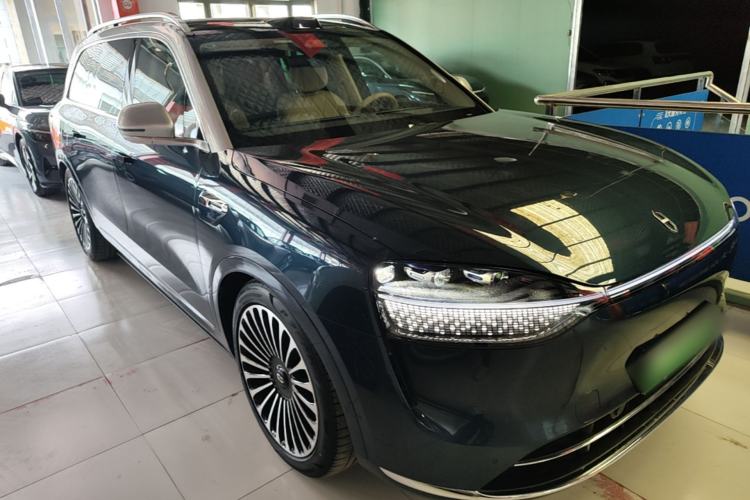 Used Hima AITO M9 2025 Extended-Range Ultra Version 52 kWh 6-Seater Front Right 45 Deg