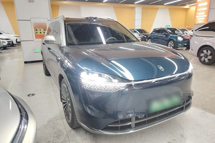 Used Hima AITO M9 2025 Extended-Range Ultra Version 52 kWh 6-Seater Front Right 45 Deg