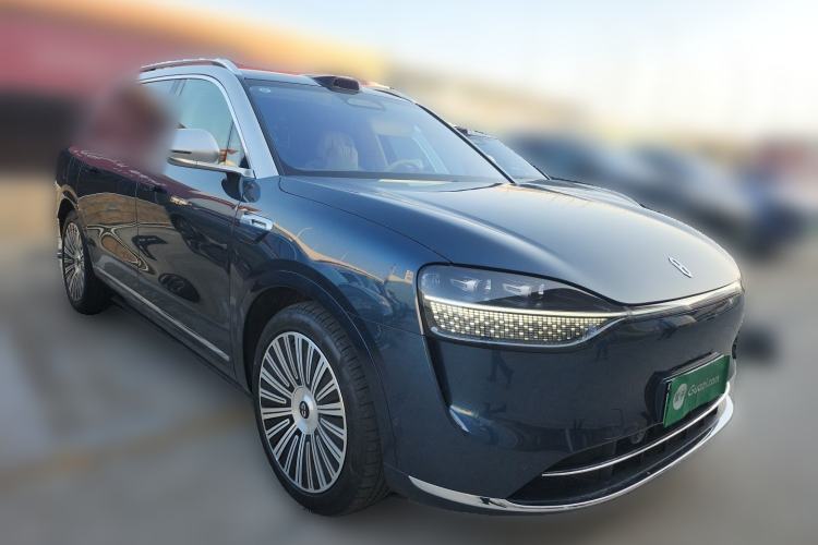 Used Hima AITO M9 2025 Extended-Range Ultra Version 52 kWh 5-Seater Edition Front Right 45 Deg