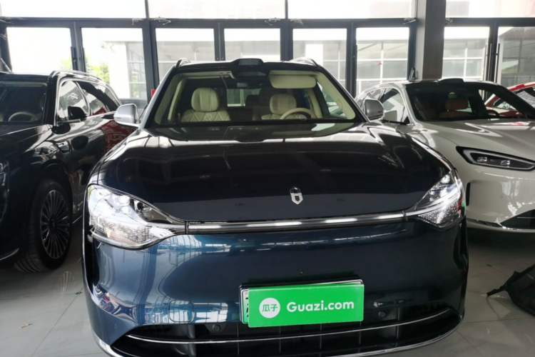 Used Hima AITO M9 2025 Extended-Range Ultra Version 52 kWh 6-Seater Front