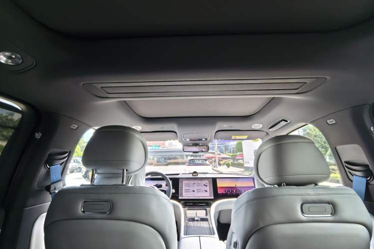 Used Hima AITO M9 2025 All-Electric Ultra Version 100 kWh 5-Seater Model Headliner