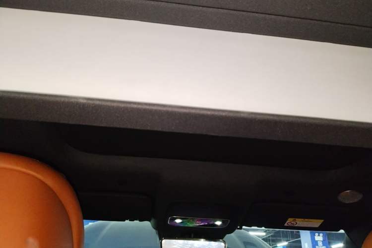 Used Hima AITO M9 2025 Extended-Range Ultra Version 52 kWh 6-Seater Headliner