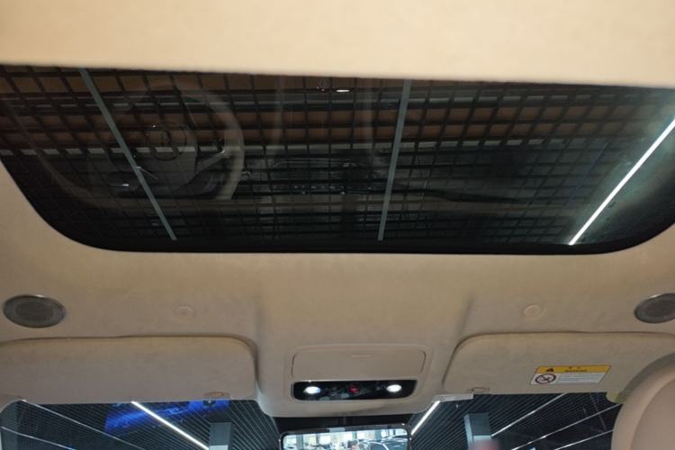 Used Hima AITO M9 2025 Extended-Range Ultra Version 52 kWh 6-Seater Headliner