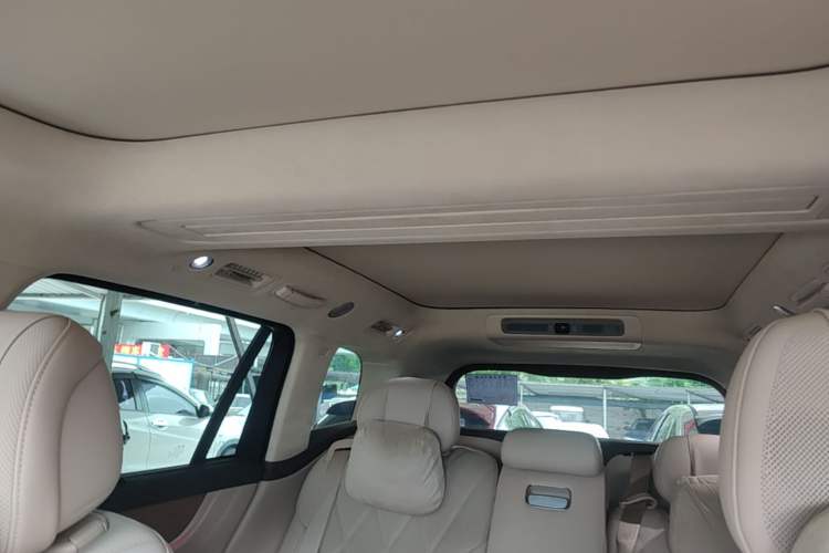 Used Hima AITO M9 2025 Extended-Range Ultra Version 52 kWh 5-Seater Edition Headliner