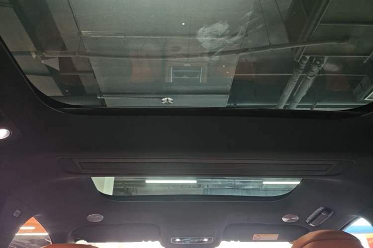 Used Hima AITO M9 2025 Extended-Range Ultra Version 52 kWh 5-Seater Edition Headliner
