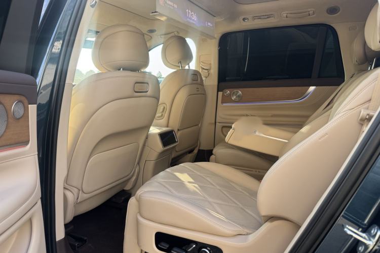 Used Hima AITO M9 2025 Extended-Range Ultra Version 52 kWh 6-Seater Interior 3
