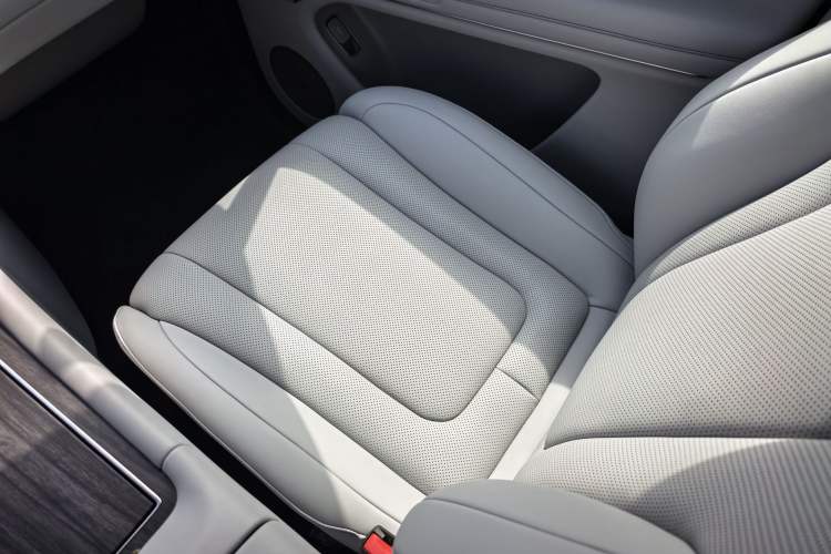 Used Hima AITO M9 2025 All-Electric Ultra Version 100 kWh 5-Seater Model Interior 3