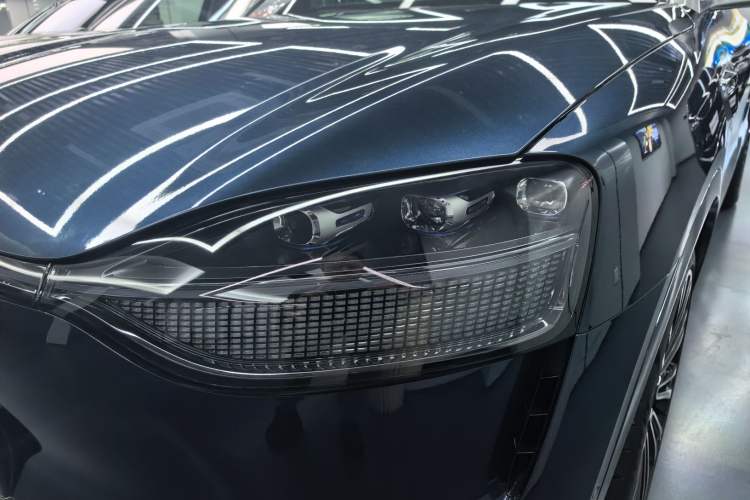 Used Hima AITO M9 2025 All-Electric Ultra Version 100 kWh 5-Seater Model Left Front Headlight