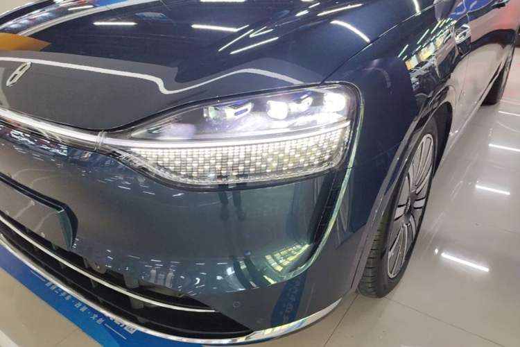 Used Hima AITO M9 2025 Extended-Range Ultra Version 52 kWh 6-Seater Left Front Headlight