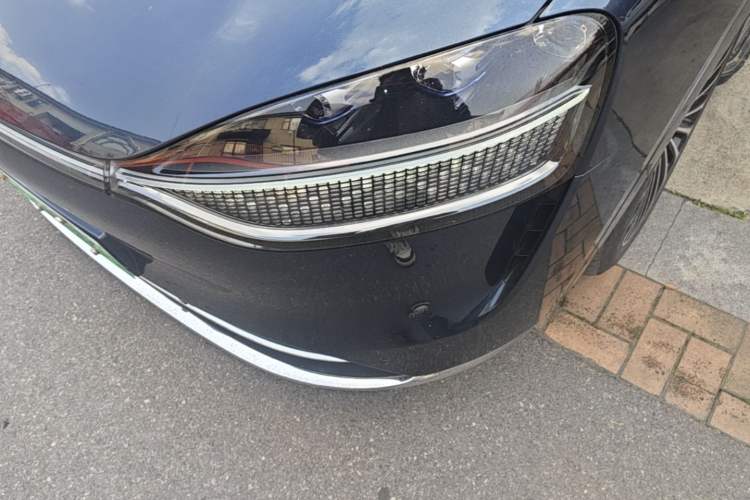 Used Hima AITO M9 2025 Extended-Range Ultra Version 52 kWh 6-Seater Left Front Headlight