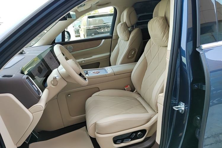 Used Hima AITO M9 2025 Extended-Range Ultra Version 52 kWh 6-Seater Left Front Seat