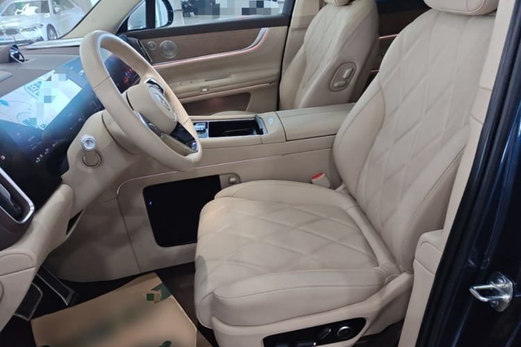 Used Hima AITO M9 2025 Extended-Range Ultra Version 52 kWh 6-Seater Left Front Seat