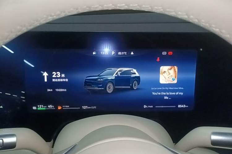 Used Hima AITO M9 2025 Extended-Range Ultra Version 52 kWh 6-Seater Odometer Close Up