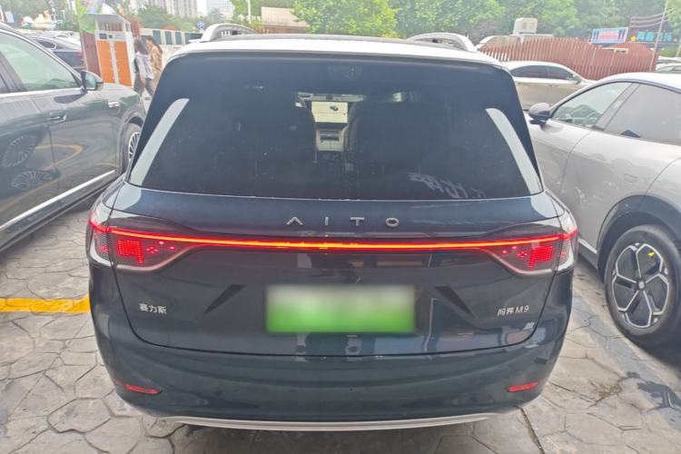Used Hima AITO M9 2025 Extended-Range Ultra Version 52 kWh 6-Seater Rear