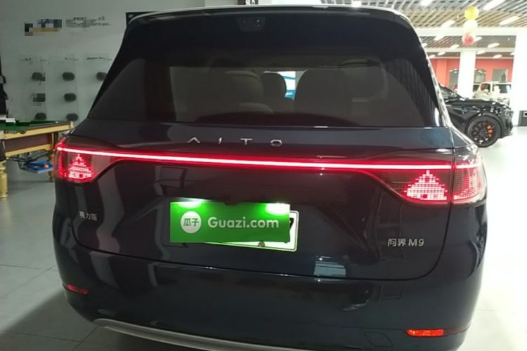 Used Hima AITO M9 2025 Extended-Range Ultra Version 52 kWh 6-Seater Rear