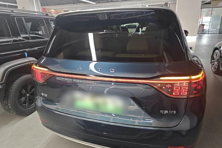 Used Hima AITO M9 2025 Extended-Range Ultra Version 52 kWh 6-Seater Rear