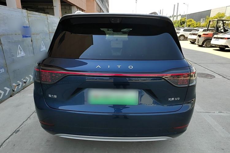 Used Hima AITO M9 2025 Extended-Range Ultra Version 52 kWh 6-Seater Rear