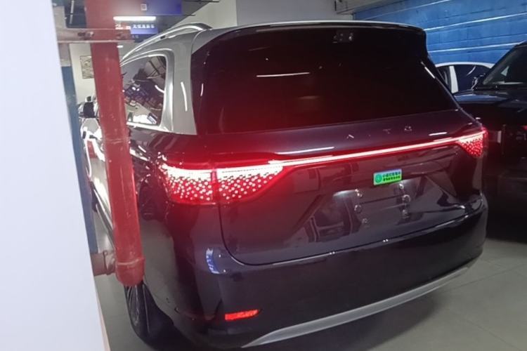Used Hima AITO M9 2025 Extended-Range Ultra Version 52 kWh 6-Seater Rear Left 45 Deg