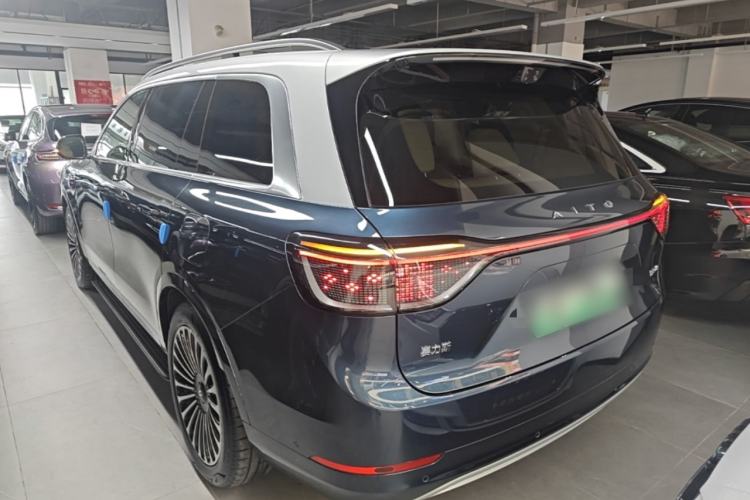 Used Hima AITO M9 2025 Extended-Range Ultra Version 52 kWh 6-Seater Rear Left 45 Deg
