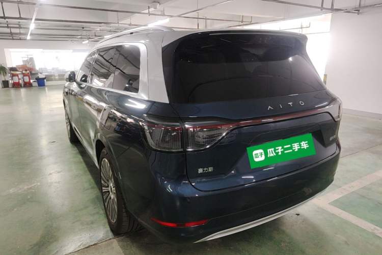 Used Hima AITO M9 2025 Extended-Range Ultra Version 52 kWh 6-Seater Rear Left 45 Deg