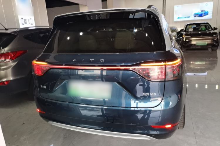 Used Hima AITO M9 2025 Extended-Range Ultra Version 52 kWh 6-Seater Rear