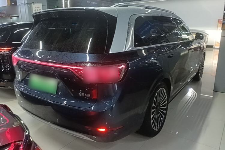Used Hima AITO M9 2025 Extended-Range Ultra Version 52 kWh 6-Seater Rear Right 45 Deg