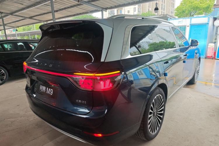 Used Hima AITO M9 2025 Extended-Range Ultra Version 52 kWh 6-Seater Rear Right 45 Deg