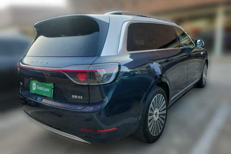 Used Hima AITO M9 2025 Extended-Range Ultra Version 52 kWh 5-Seater Edition Rear Right 45 Deg