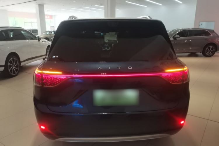 Used Hima AITO M9 2025 Extended-Range Ultra Version 52 kWh 6-Seater Rear