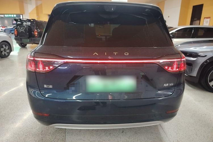 Used Hima AITO M9 2025 Extended-Range Ultra Version 52 kWh 6-Seater Rear