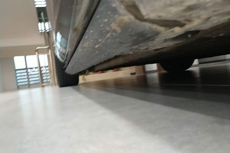 Used Hima AITO M9 2025 Extended-Range Ultra Version 52 kWh 6-Seater Right Side Sill