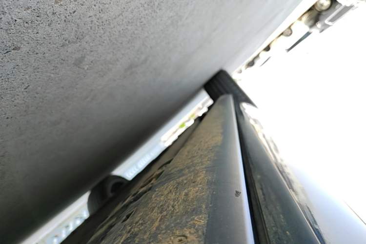 Used Hima AITO M9 2025 Extended-Range Ultra Version 52 kWh 6-Seater Right Side Sill