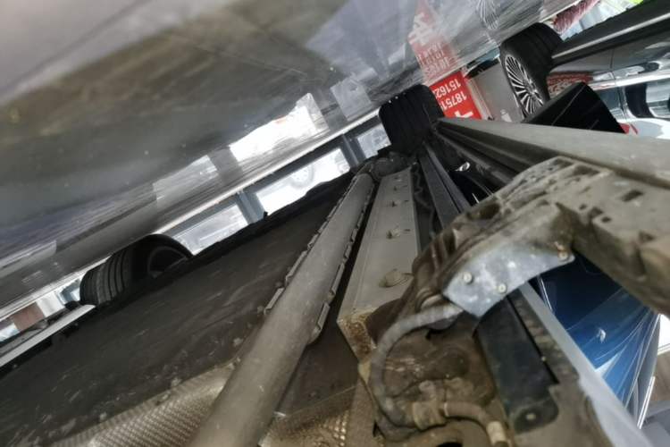 Used Hima AITO M9 2025 Extended-Range Ultra Version 52 kWh 6-Seater Right Side Sill