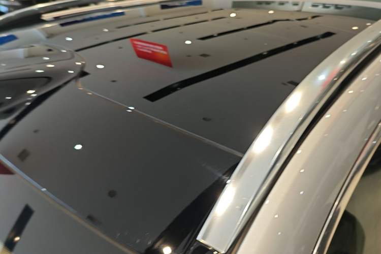 Used Hima AITO M9 2025 Extended-Range Ultra Version 52 kWh 6-Seater Roof