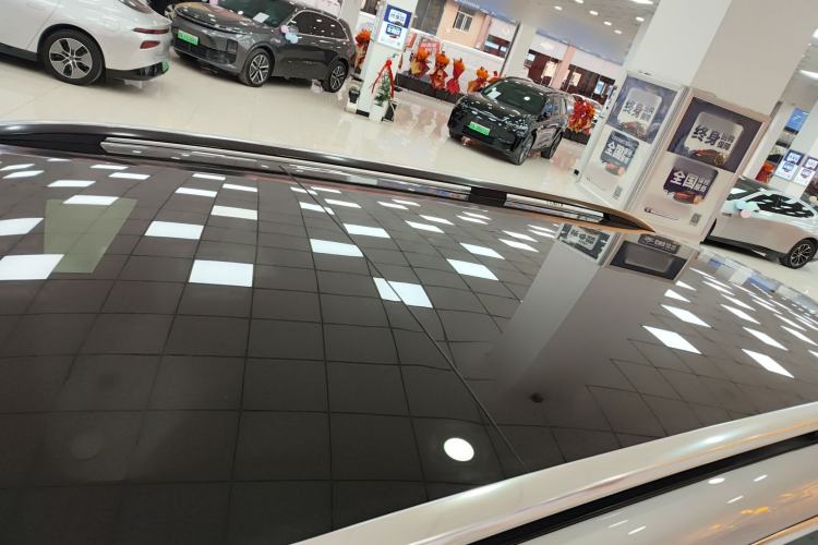 Used Hima AITO M9 2025 Extended-Range Max Version 52 kWh 6-Seater Edition Roof