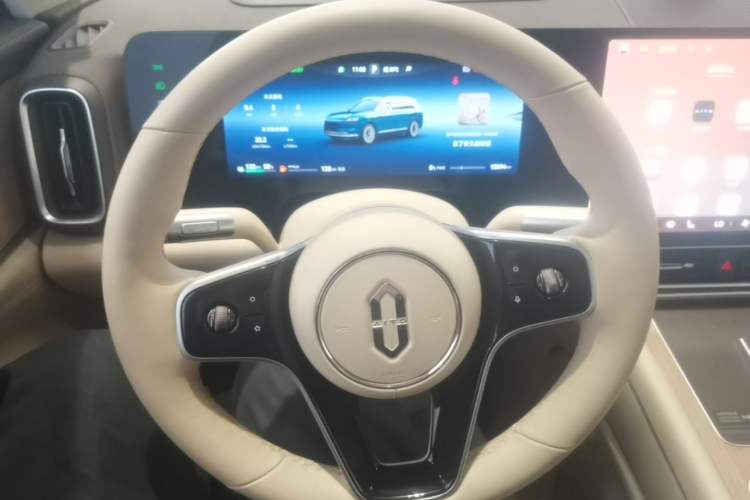 Used Hima AITO M9 2025 Extended-Range Ultra Version 52 kWh 6-Seater Steering Wheel
